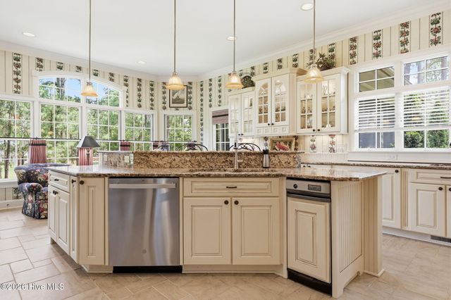 6 Augusta Drive, Southern Pines, NC 28387