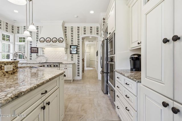 6 Augusta Drive, Southern Pines, NC 28387