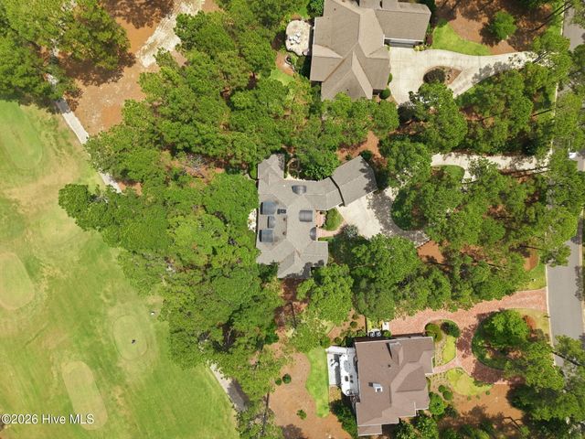 6 Augusta Drive, Southern Pines, NC 28387