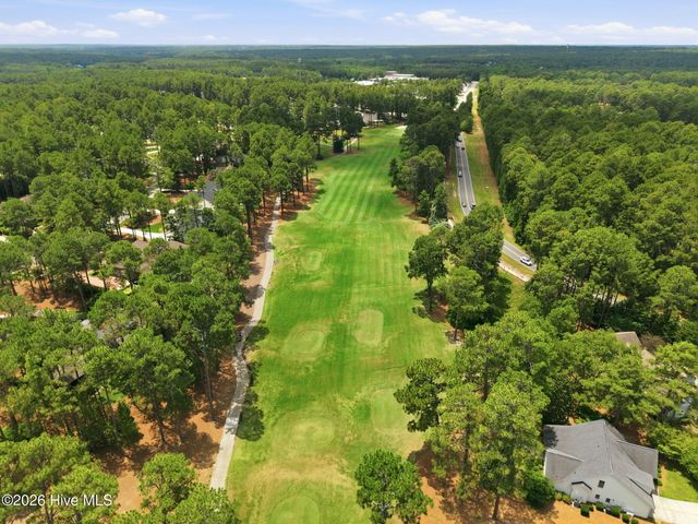 6 Augusta Drive, Southern Pines, NC 28387
