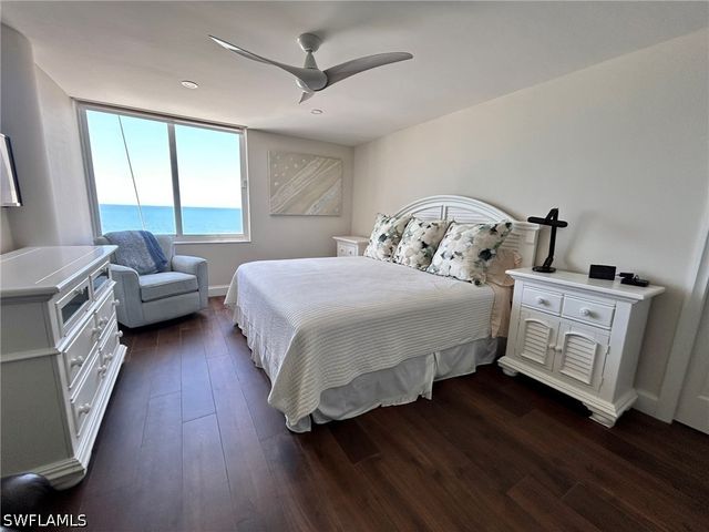 4041 Gulf Shore Blvd 1103, Naples, FL 34103