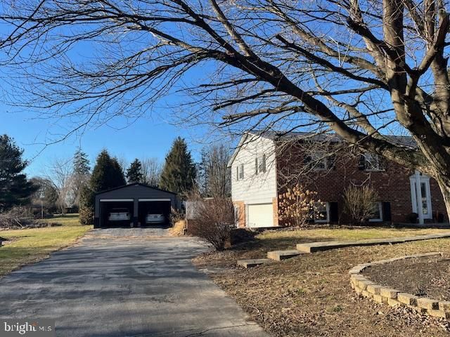 296 KAUFFMAN STREET, Chambersburg, PA 17202