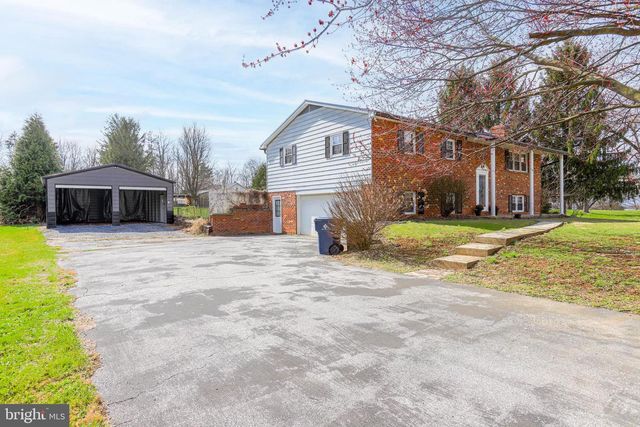 296 KAUFFMAN STREET, Chambersburg, PA 17202