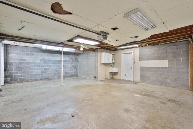 296 KAUFFMAN STREET, Chambersburg, PA 17202