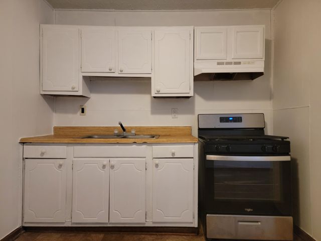 5116 Twitty, North Charleston, SC 29406
