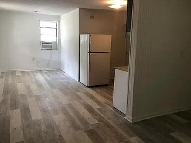 5116 Twitty, North Charleston, SC 29406