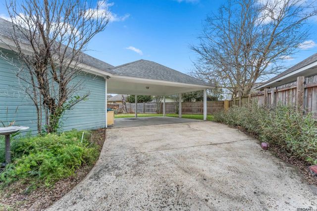 18516 Lakefield Ave, Baton Rouge, LA 70817