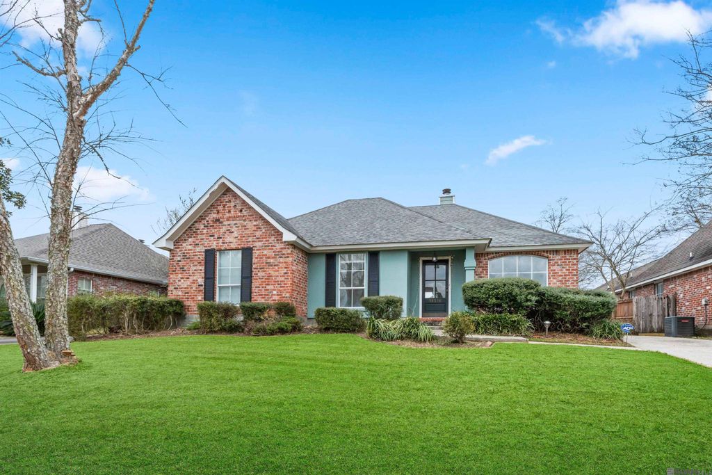 18516 Lakefield Ave, Baton Rouge, LA 70817