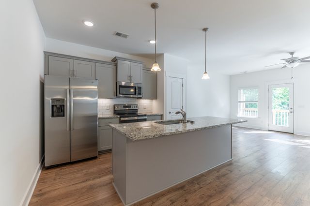 7114 Gracious Dr, Franklin, TN 37064