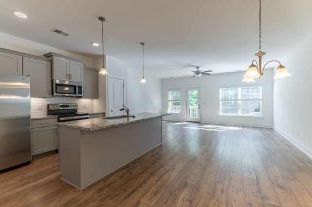 7114 Gracious Dr, Franklin, TN 37064