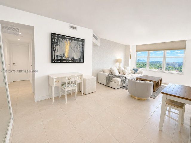 4747 Collins Avenue 1101, Miami Beach, FL 33140