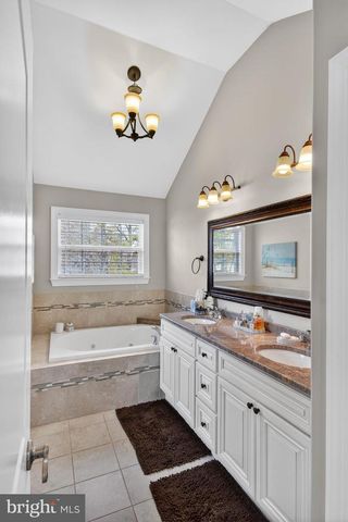 95 SAVANNAH RD, Manchester Township, NJ 08759