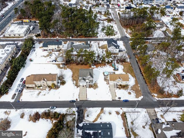 95 SAVANNAH RD, Manchester Township, NJ 08759