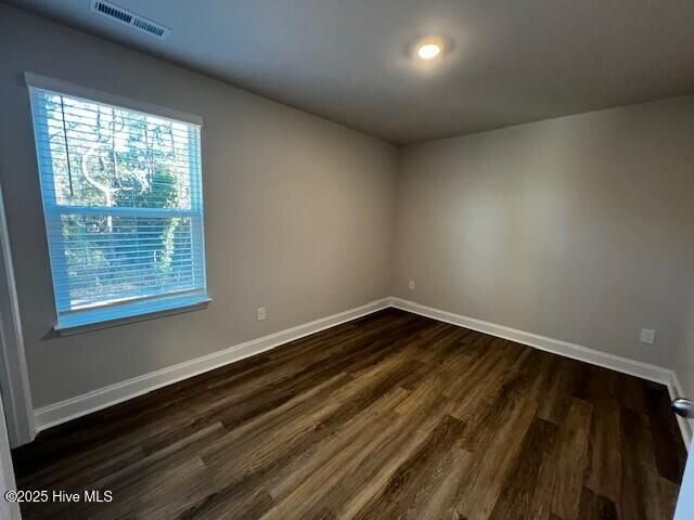 903 Red Sail Road, New Bern, NC 28560