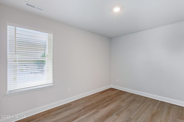 903 Red Sail Road, New Bern, NC 28560