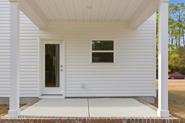 903 Red Sail Road, New Bern, NC 28560