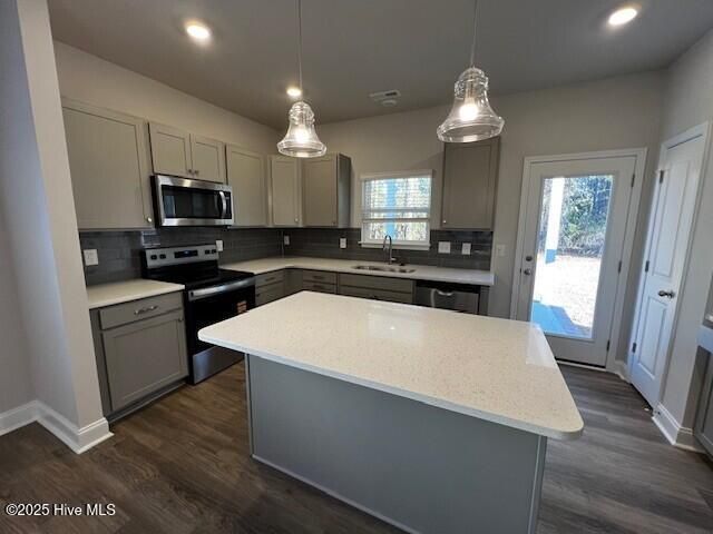 903 Red Sail Road, New Bern, NC 28560