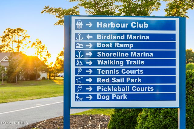 903 Red Sail Road, New Bern, NC 28560