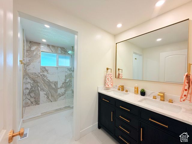 3332 E FORT UNION BLVD, Cottonwood Heights, UT 84121