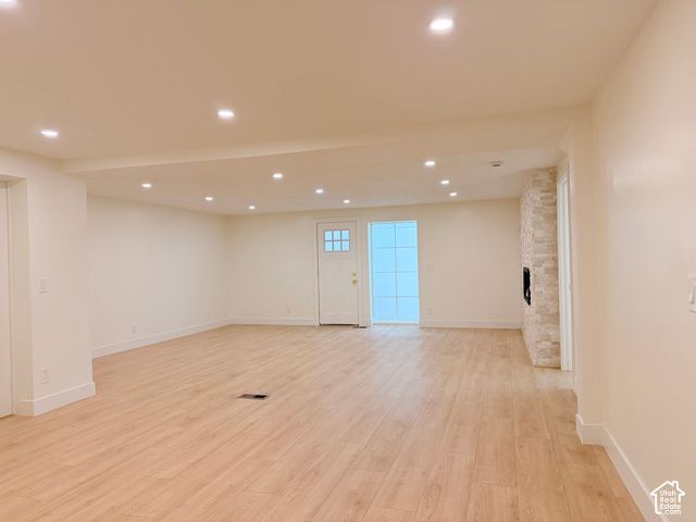 3332 E FORT UNION BLVD, Cottonwood Heights, UT 84121
