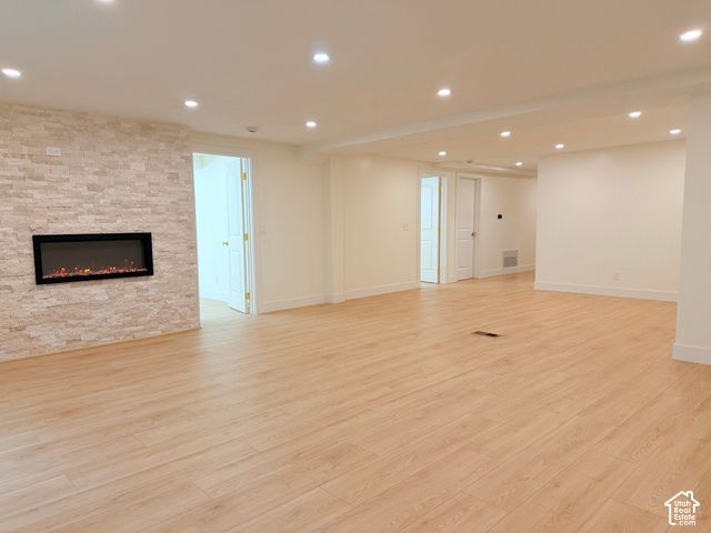 3332 E FORT UNION BLVD, Cottonwood Heights, UT 84121