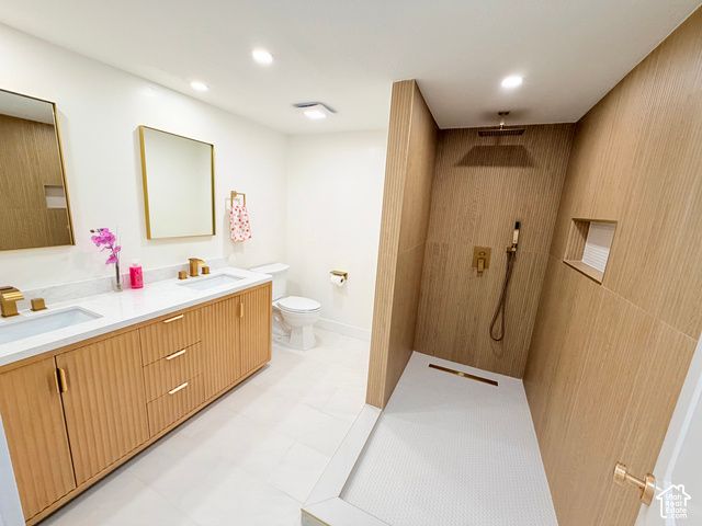 3332 E FORT UNION BLVD, Cottonwood Heights, UT 84121