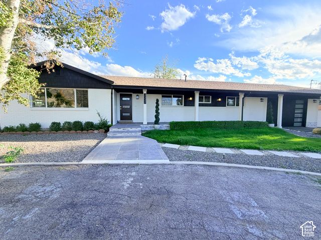 3332 E FORT UNION BLVD, Cottonwood Heights, UT 84121