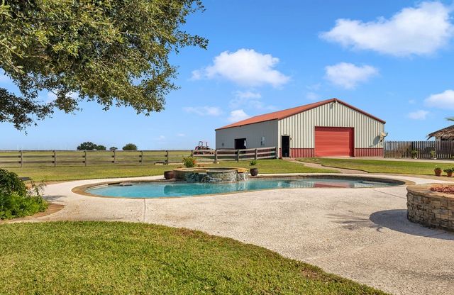 9154 County Road 2226, Taft, TX 78390