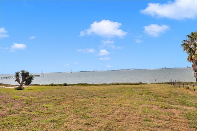 9154 County Road 2226, Taft, TX 78390