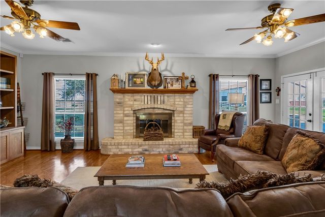 9154 County Road 2226, Taft, TX 78390