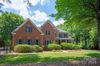 8719 Fairview Road, Charlotte, NC 28226