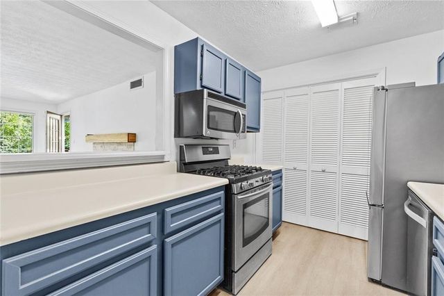204 Berkeley Woods Drive 204, Duluth, GA 30096