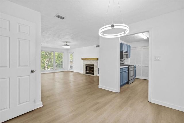 204 Berkeley Woods Drive 204, Duluth, GA 30096