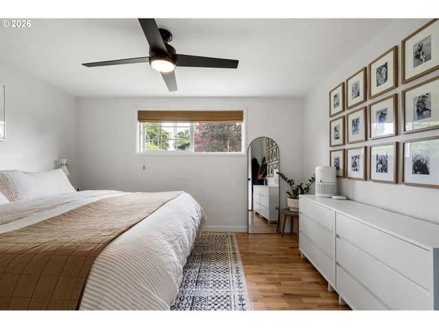 2240 VALHALLA St, Eugene, OR 97401