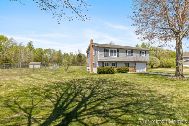 3350 Sweeter Road, Twin Lake, MI 49457