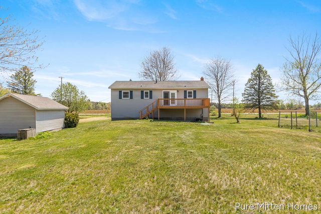 3350 Sweeter Road, Twin Lake, MI 49457
