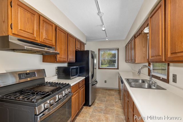 3350 Sweeter Road, Twin Lake, MI 49457