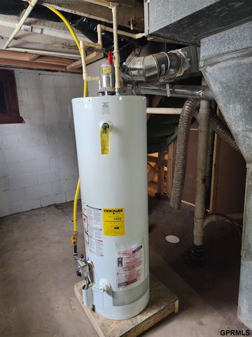 4277 Wirt Street, Omaha, NE 68111