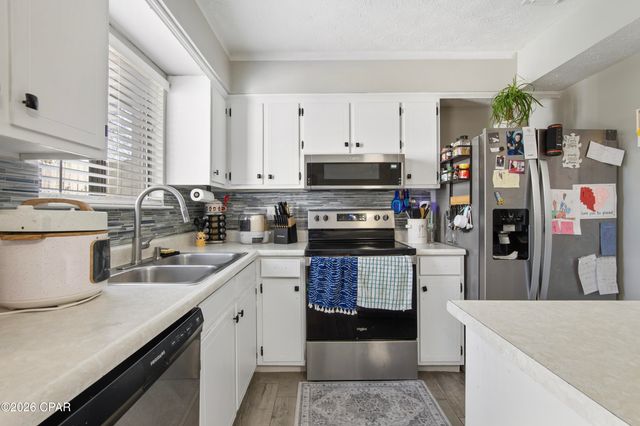 440 Venetian Way, Panama City, FL 32405