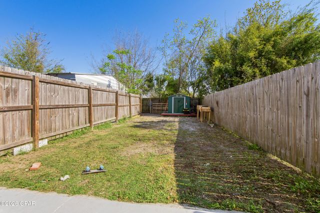 440 Venetian Way, Panama City, FL 32405