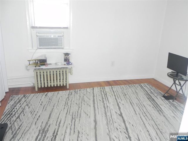 58 Marshall Avenue, Little Ferry, NJ 07643