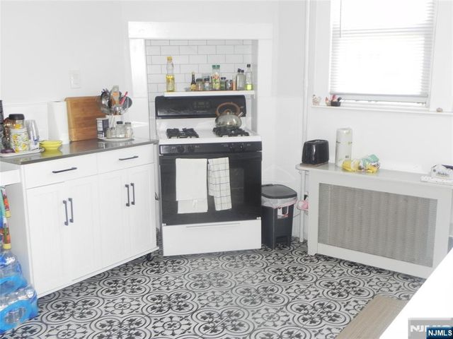 58 Marshall Avenue, Little Ferry, NJ 07643
