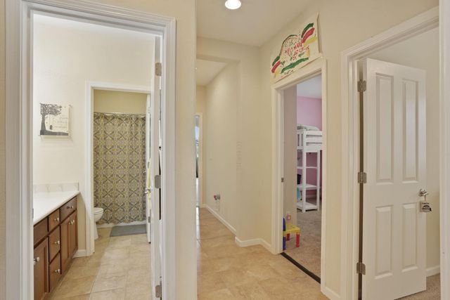 1094 Danilo Ct, Manteca, CA 95337