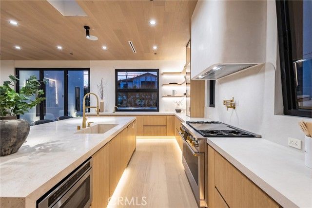 5205 Etiwanda, Tarzana (los Angeles), CA 91356