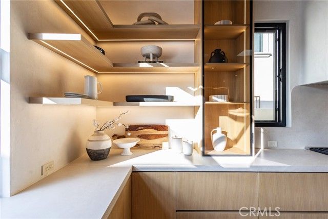 5205 Etiwanda, Tarzana (los Angeles), CA 91356