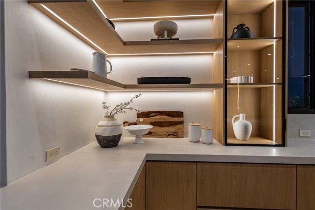 5205 Etiwanda, Tarzana (los Angeles), CA 91356