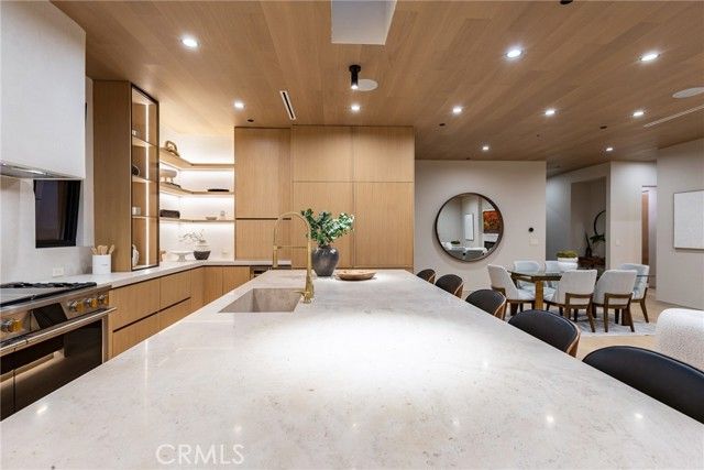 5205 Etiwanda, Tarzana (los Angeles), CA 91356