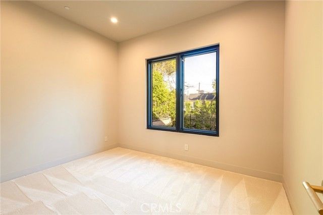 5205 Etiwanda, Tarzana (los Angeles), CA 91356