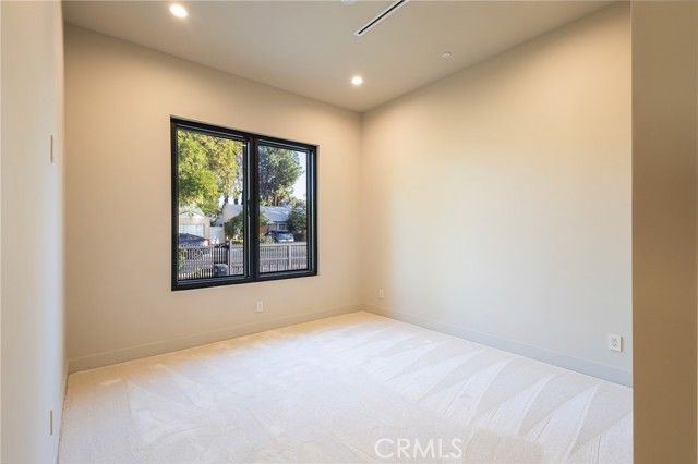 5205 Etiwanda, Tarzana (los Angeles), CA 91356