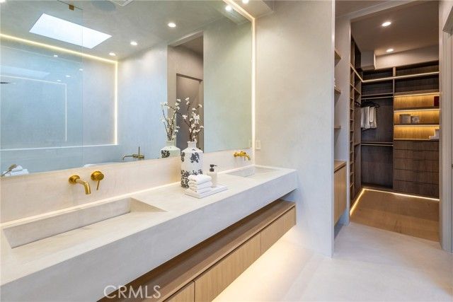 5205 Etiwanda, Tarzana (los Angeles), CA 91356